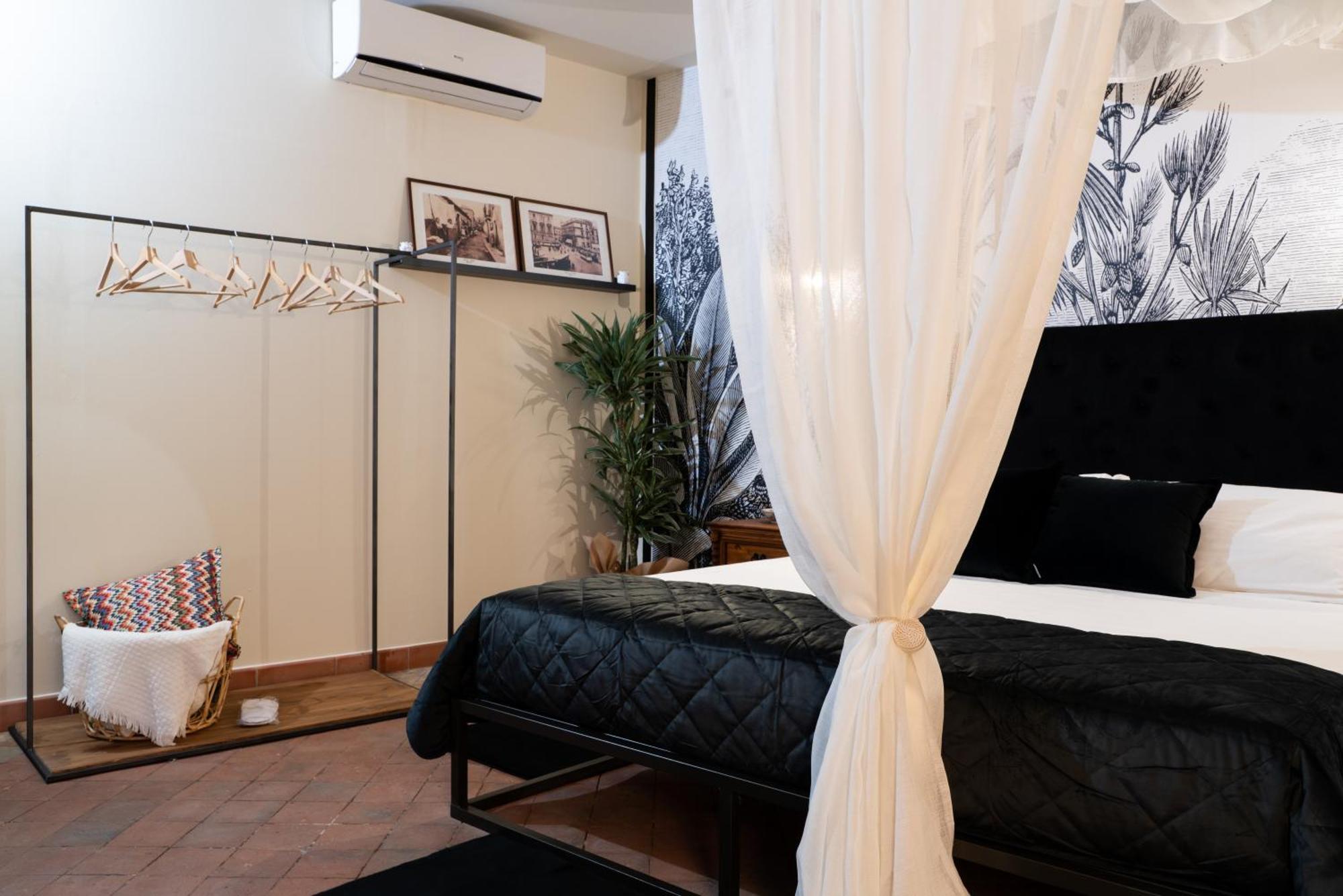Biscari Home คาตาเนีย ภายนอก รูปภาพ